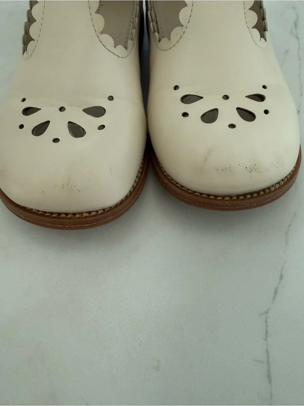 Felix & Flora Cream Girls' Mary Jane Dress Shoes Size 10T